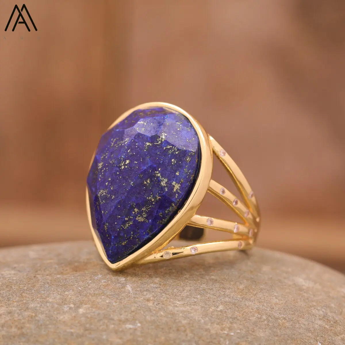 Teardrop Stone Finger Ring